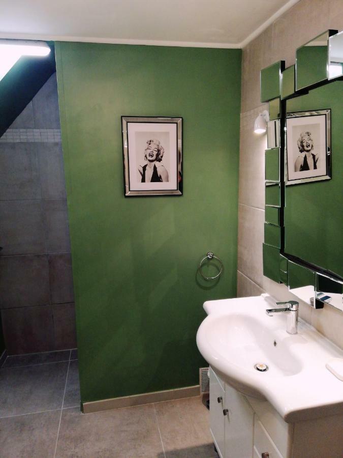 Duplex Denim Apartment Nimes Bagian luar foto
